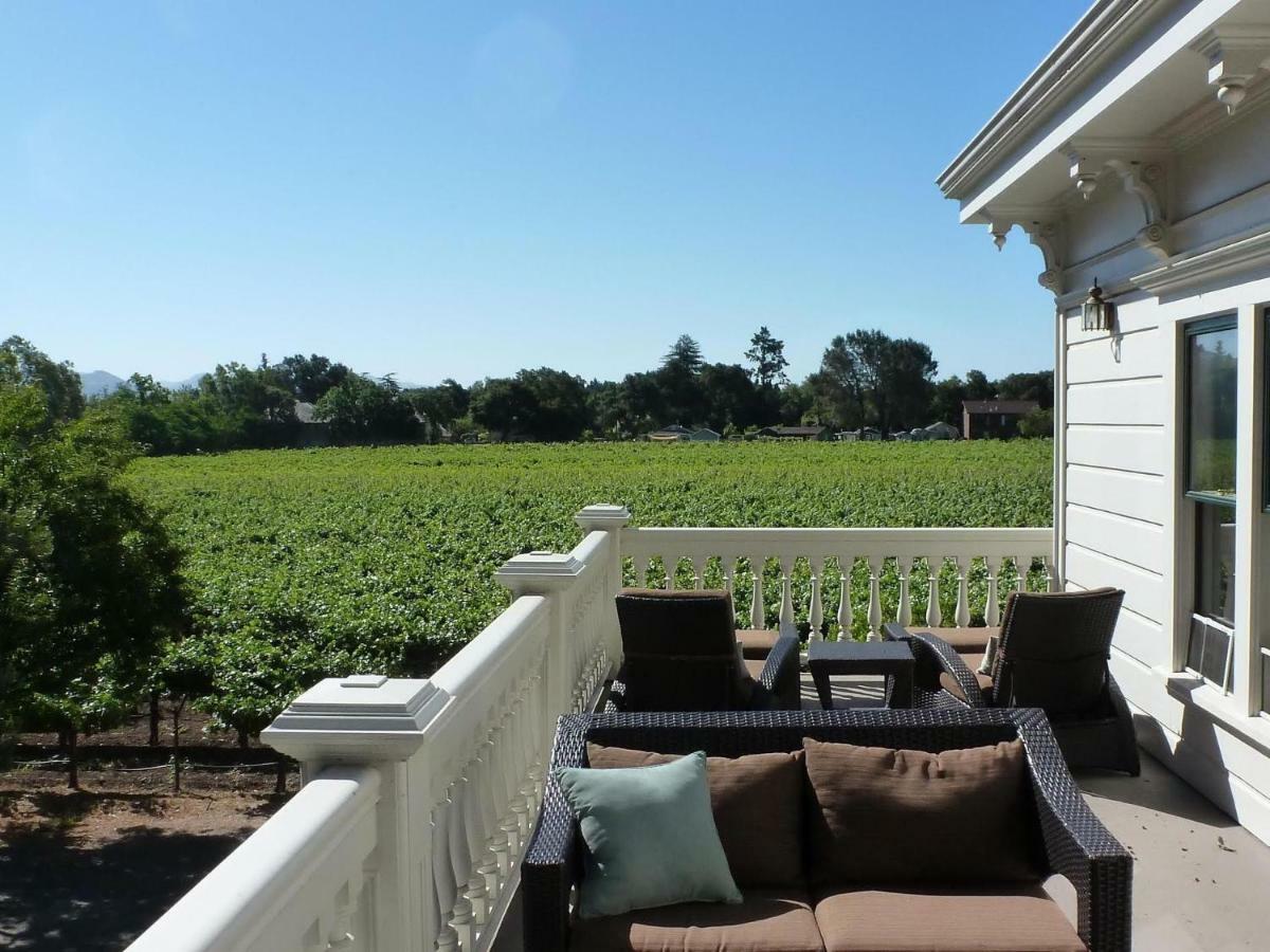 Inn At Salvestrin St. Helena Exterior photo