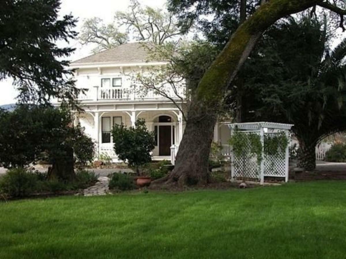Inn At Salvestrin St. Helena Exterior photo